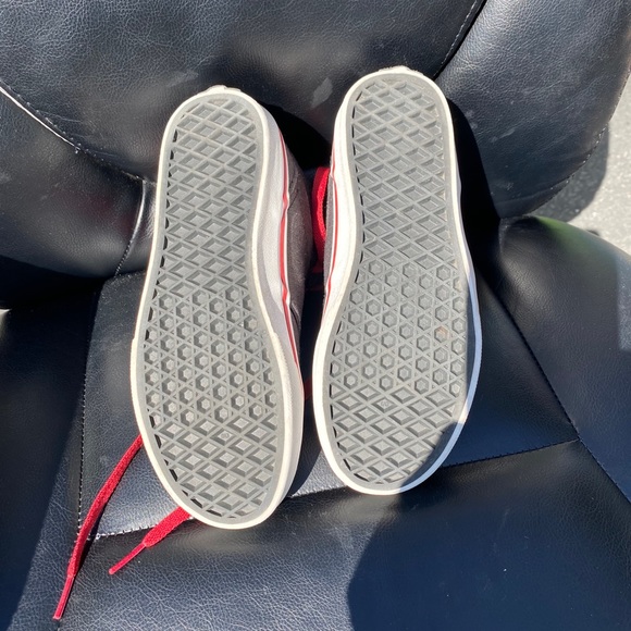 Vans Kids Mid top shoes Size 3.5 - Picture 4 of 5